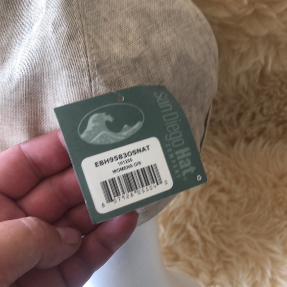 NWT San Diego Hat - Picture 5 of 7